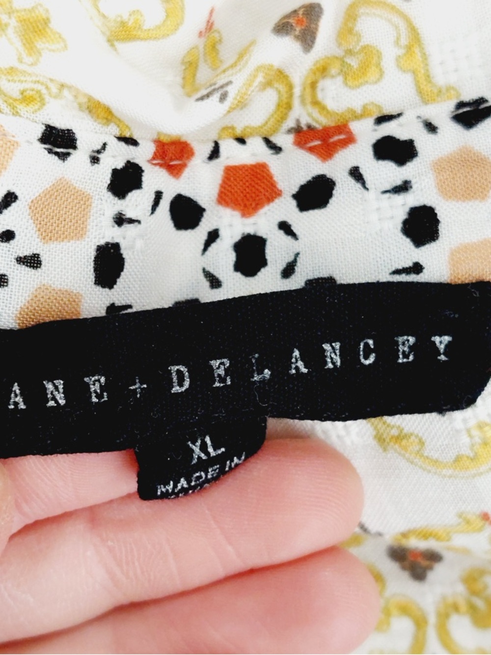 Jane and Delancey Blouse Women XL White Yellow Mixed Print Pintuck Shirt P4043 - Picture 7 of 10